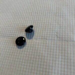 1000+ BLACK SHANK BUTTONS